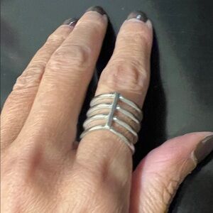 Elegant Silver Women's Ring